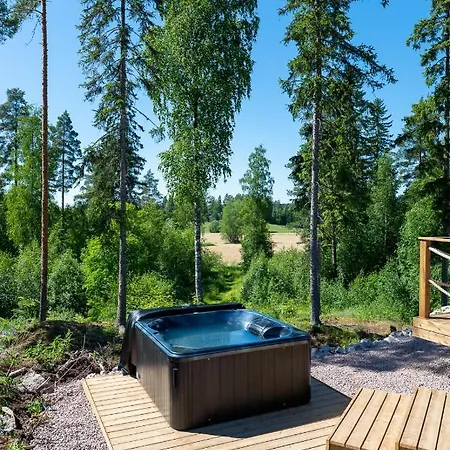 Himoskuutio 3 Inc Outdoor Jacuzzi