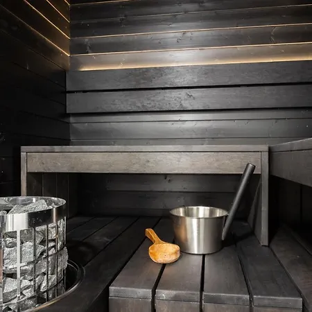 Lodge Himoskuutio 3 Inc Outdoor Jacuzzi Jamsa